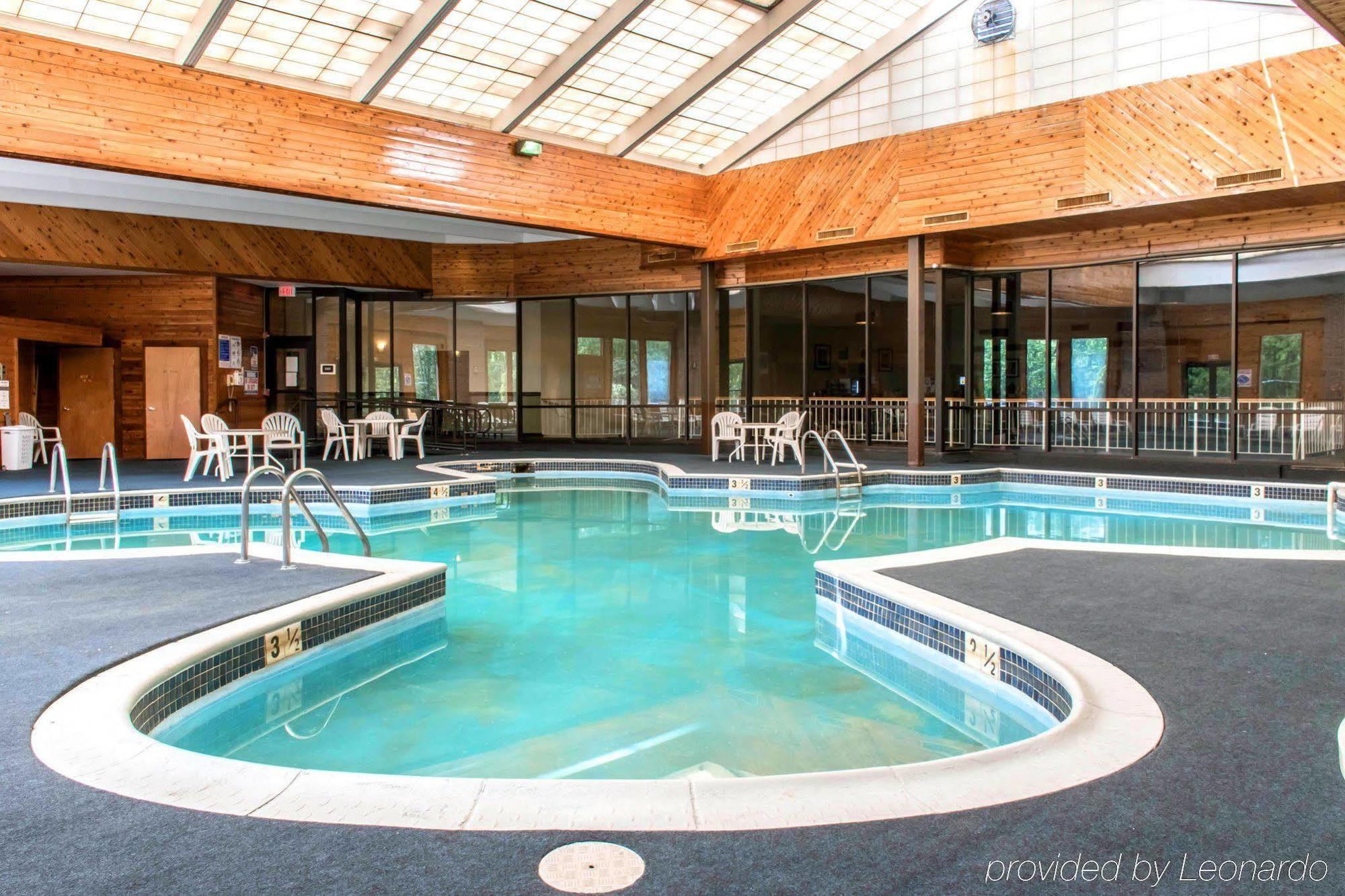 Pocono & Conference Center - Pocono Mountains Hotel