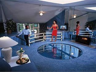 Pocono & Conference Center - Pocono Mountains 2*
