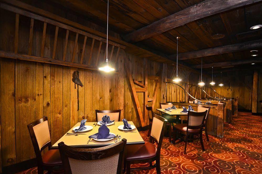 Pocono & Conference Center - Pocono Mountains 2*