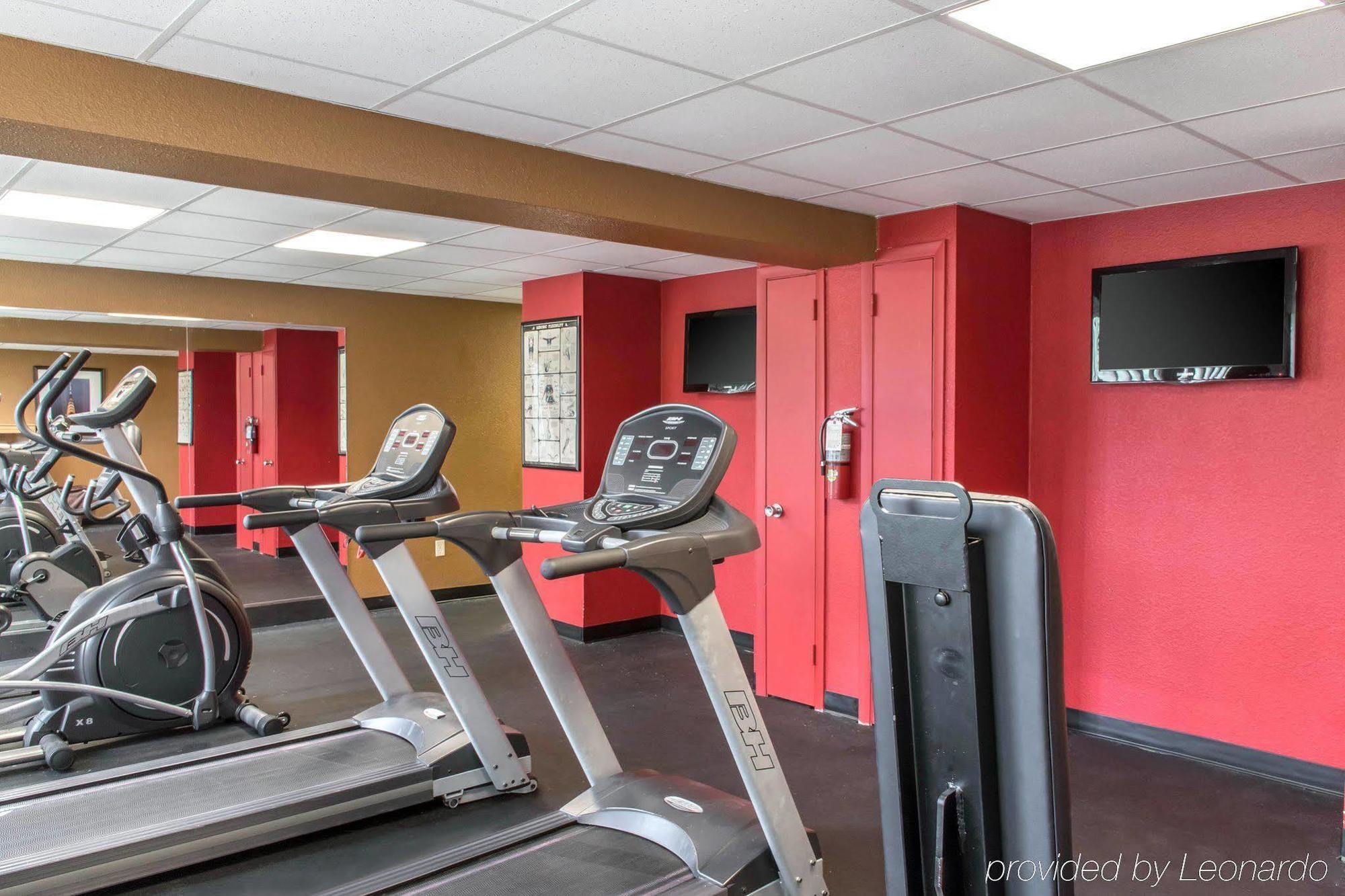Hotel Pocono & Conference Center - Pocono Mountains 2*
