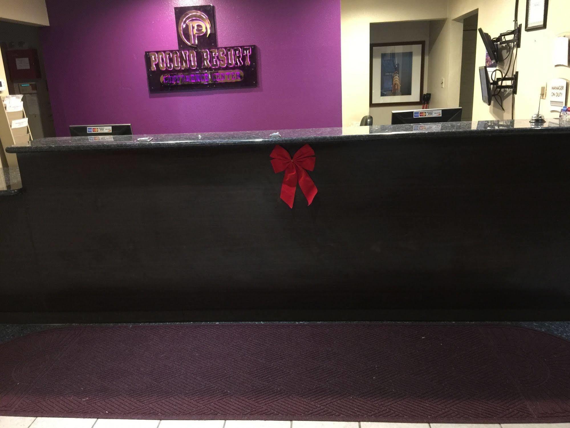 Pocono & Conference Center - Pocono Mountains 2*
